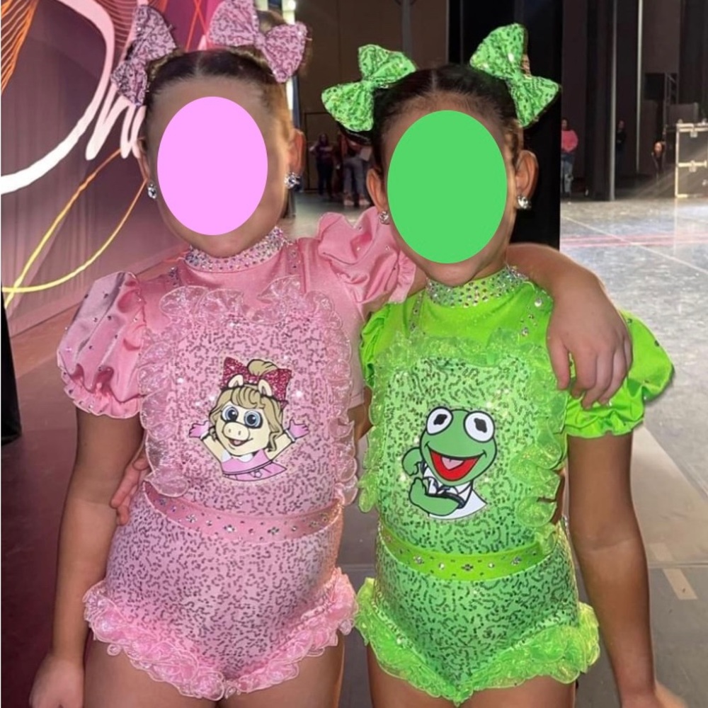 Kermit dance costume size 6-8